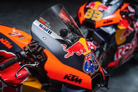 ExxonMobil Kolaborasi Dengan Red Bull KTM Factory Racing Untuk Pelumas