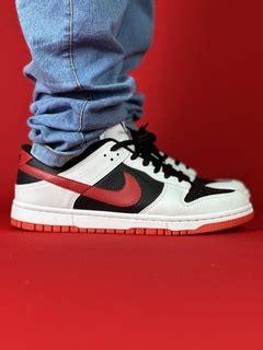 T Nis Nike Dunk Low Preto E Vermelho