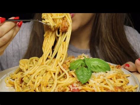 ASMR SPAGHETTI ARRABIATA SPICY PASTA MUKBANG No Talking CREMA ASMR