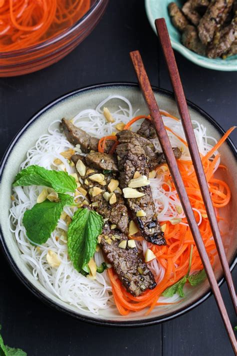 Bún Bò Xào Vietnamese Rice Noodle Salad with Lemongrass Beef Katie