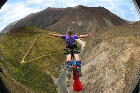 Jumping The M Nevis Bungy The Highest In New Zealand Touristsecrets