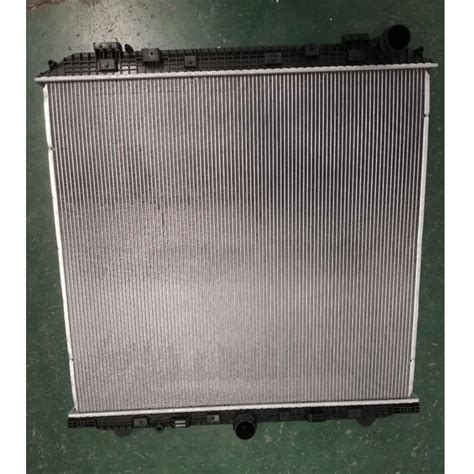 Water Automotive Radiator For Mercedes Benz Actros Mp Truck Engine