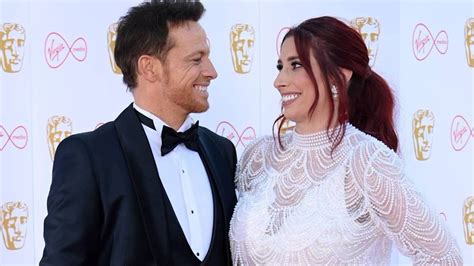 Loose Women star Stacey Solomon's wedding look sparks confusion - fans ...