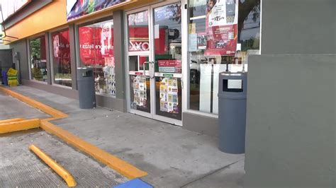 2 Sujetos Asaltan Tienda De Conveniencia Y Roban Camioneta En Santa Ana