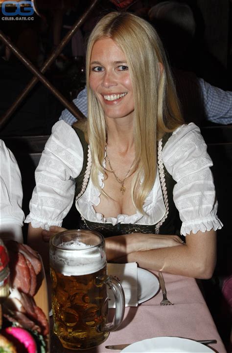 Claudia Schiffer Nude Pictures Onlyfans Leaks Playboy Photos Sex Scene Uncensored