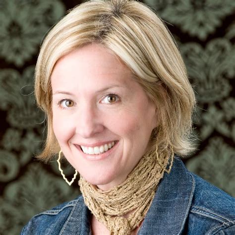 Daring Greatly PDF Summary - Brené Brown | Download Now