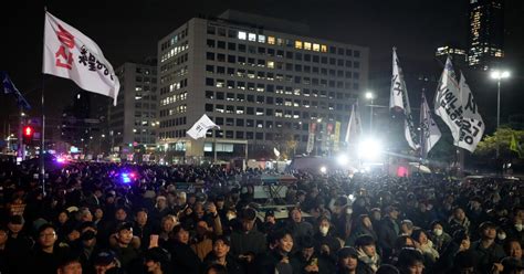 Corea Del Sud Impeachment Per Yoon Ha Violato La Costituzione Per