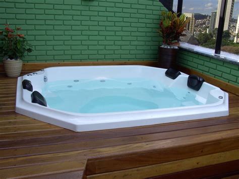 Ofurô Spa Jacuzzi C Hidro 4 Pessoas R 5 490 00 Em Mercado Livre