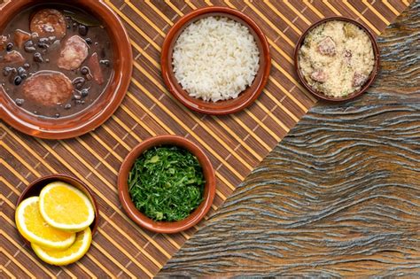 Feijoada Brasile A Comida T Pica Brasile A Con Frijoles Negros Y Cerdo