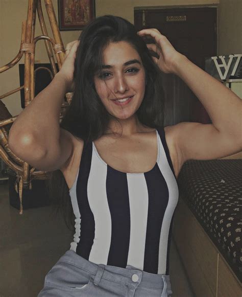 Sakshi Vaidya .... Instagram influencer : r/lovely_armpits