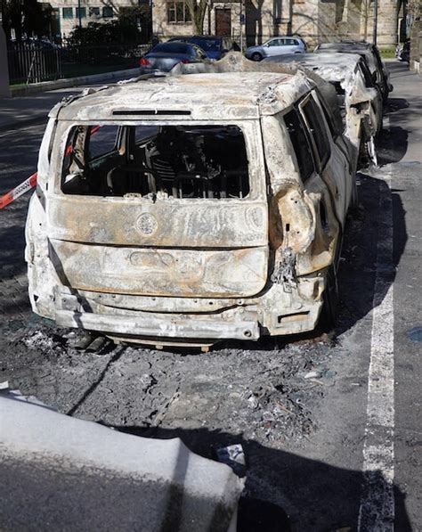 Accidente Automovil Stico Destripado Quemado Estacionado En Una Calle