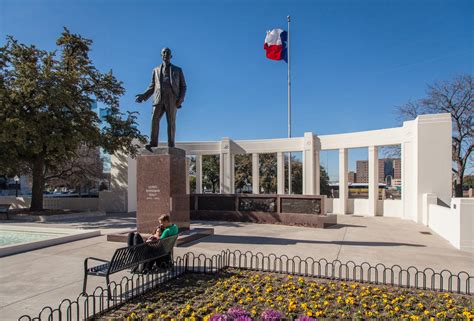 Dealey Plaza Map