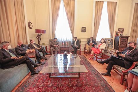 Presidente Pedro Castillo Sostiene Reuni N Con El Presidente Electo De