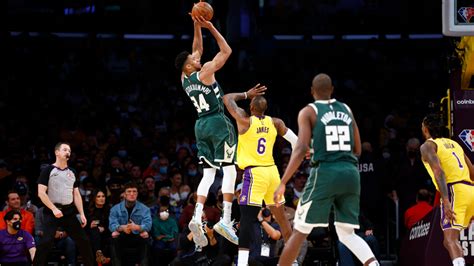 Show De Antetokounmpo Milwaukee Bucks Vencem Los Angeles Lakers