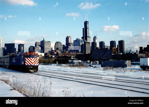 chicago  train illinois usa stock photo alamy