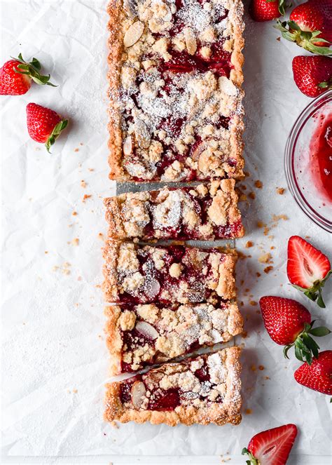 Easy Strawberry Almond Tart Recipe With An Almond Shortbread Crust Crumb Topping And Jammy