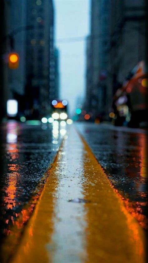 Rainy City Wallpaper