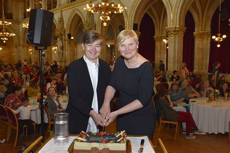 Frauenberger Absolventinnen In Jahren Mama Lernt Deutsch