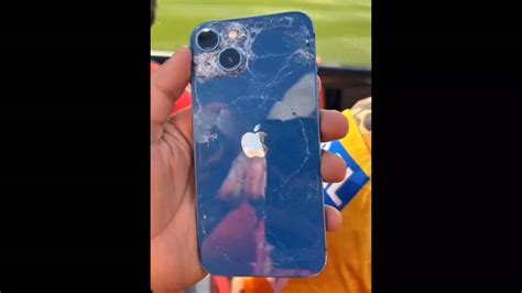 ‘gloves For Broken Iphone Daryl Mitchells Gesture After Injuring A