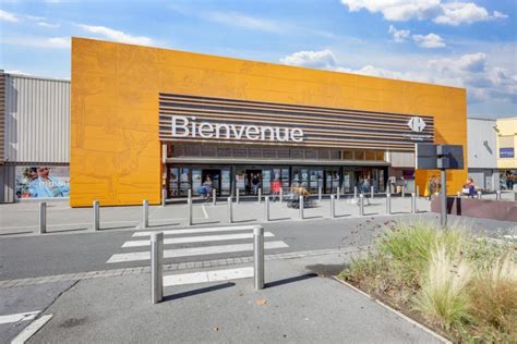 Photo Centre Commercial Centre Commercial Carrefour Venette