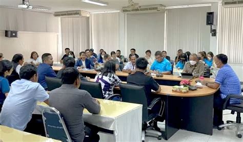 Plto Meets With Taxis From Outside Phuket Over Crackdown Thaiger