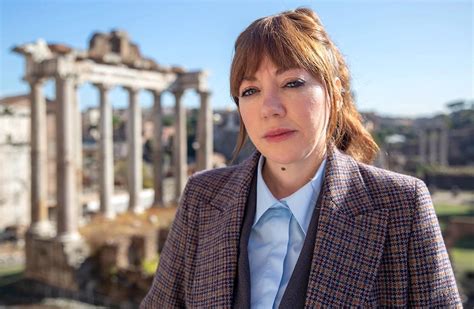 Cr Ticas Cr Tica De La Tierra Seg N Philomena Cunk Cunk Of Earth