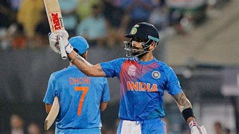 Virat Kohli Reveals Only Ms Dhoni Texted Him After He Quit Test