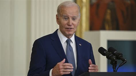 Sihirbazdan Joe Biden a yapay zeka numarası