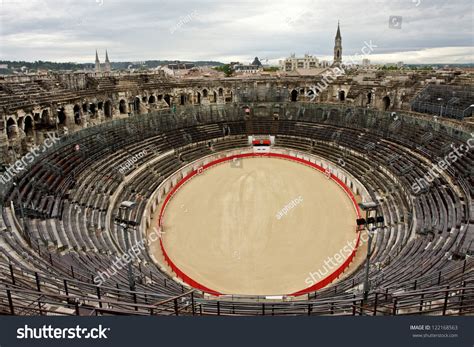 Ancient Roman Amphitheater Stock Photo 122168563 : Shutterstock