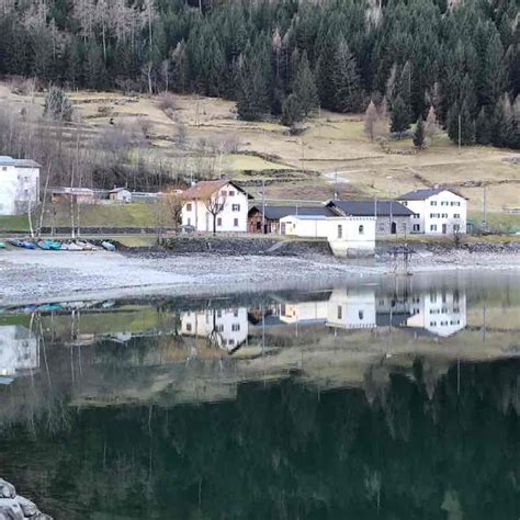 Miralago walk path Trail Brusio Graubünden Switzerland Pacer