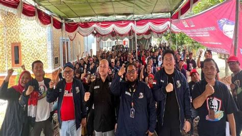 Foto Relawan Ganjarist Optimis Menangkan Ganjar Mahfud Partai