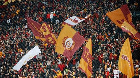 Galatasaray ın yeni sezon kombineleri anında tükendi