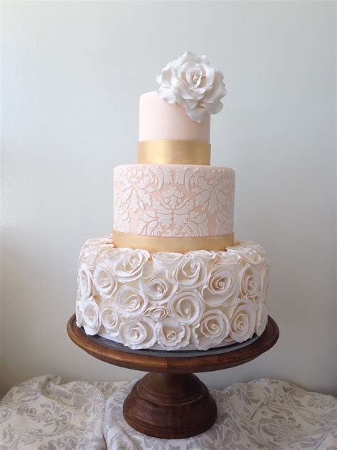 Rosette Wedding Cake