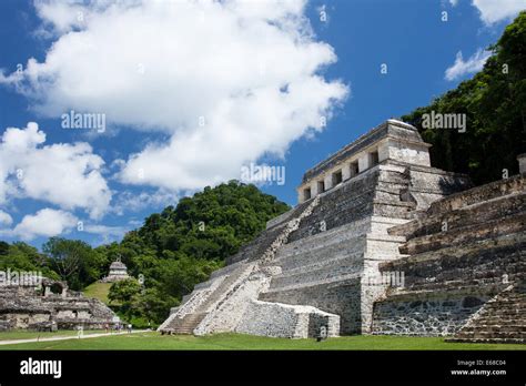 Palenque temple of inscriptions hi-res stock photography and images - Alamy