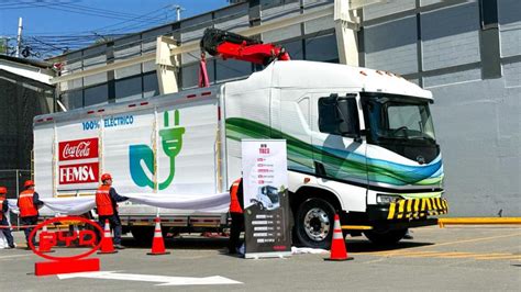 Probar Femsa Nuevo Cami N De Carga El Ctrico