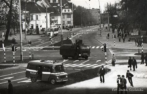 Jaruzelski Wypowiedzia Wojn Polakom Lata Temu Wprowadzono W