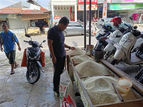 Harga Beras Turun Di Banjarbaru Begini Cara Banjarbaru Tekan Lonjakan