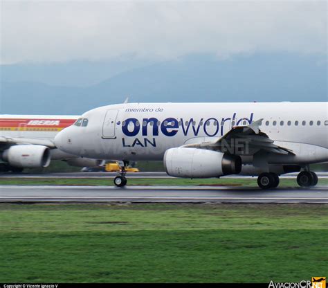 Cc Bac Lan Airlines Airbus A Aviacioncr Net