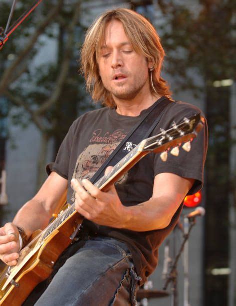 3607 Keith Urban Concert Photos And Premium High Res Pictures Getty