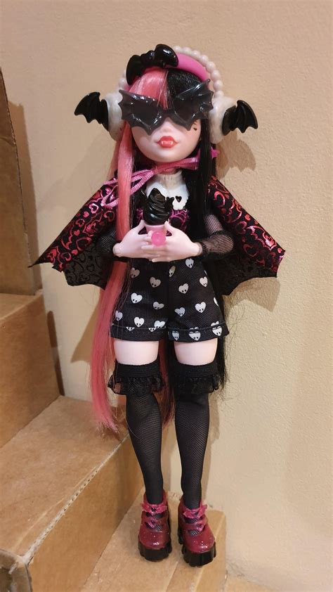 She S Creepy And Kooky And Altogether Ooky R Monsterhigh