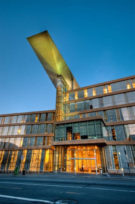 Minneapolis Central Library By Cesar Pelli Library Architecture