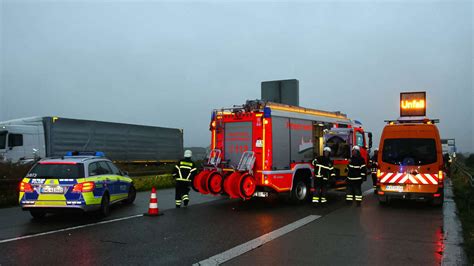 Walldorf Schwerer Unfall Auf A5 Am Walldorfer Kreuz Mit Verletzten