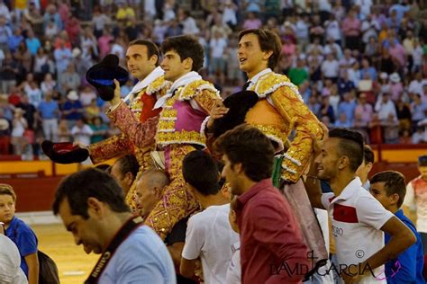 Per Taurino Puerta Grande Para Andr S Roca Rey En Alicante Espa A