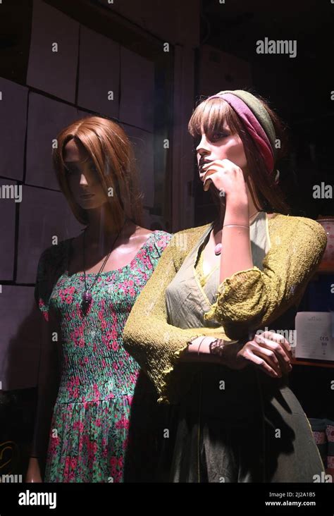 Two Female Mannequins Hi Res Stock Photography And Images Alamy