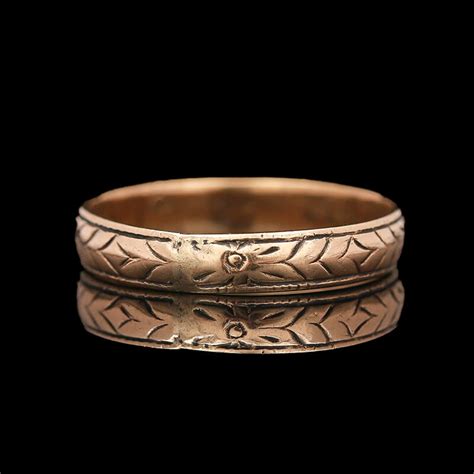 Vintage 10k Yellow Gold Engraved Band - Sindur Style