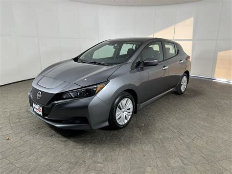 Used 2025 Nissan LEAF S Hatchback In Maumee OH