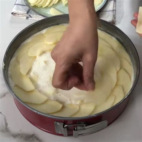 Tarta De Manzana Con Pasta Filo Y Crema Pastelera