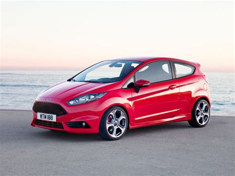 FORD Fiesta ST specs & photos - 2012, 2013, 2014, 2015, 2016, 2017 ...