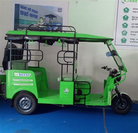 Suvidha 600 Kg Battery Operated Rickshaw At Rs 130000 Electric