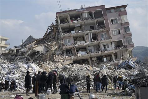 Terremoto En Turquía El Debate Por La Sismorresistencia